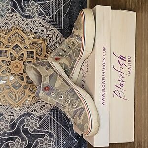 Blowfish Sage City Camo Canvas Sneakers